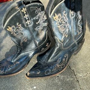 Ariat Pegosa Black leather cowboy boots sz 9.5 B👢great condition great gift!🎁